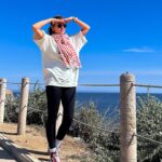 Marisa Cruz Instagram – Este meu passeio foi alvo de alguma reflexão porque isto de ser mulher tem muito que se lhe diga, há que ser sempre multitasking! Esta minha reflexão é uma partilha sincera para cada um de vocês, aí desse lado. Vamos todos fazer o bem, vamos todos falar de amor com amor, vamos todos nos lembrar da empatia para com o outro, vamos todos e entre todos partilhar boas energias, vamos todos nós ter presente que tudo o que vai volta, cedo ou mais tarde. Vamos todos recordar que estas coisinhas todas não só nos torna melhores seres humanos como fazem o planeta girar de uma forma mais bonita, não acham?