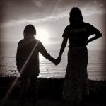 Marisa Cruz Instagram – O meu leãozinho faz anos hoje!😻
Esta fotografia já tem uns anos, mas foi a que me apeteceu partilhar.
Que tenhas uma longa vida repleta de aventuras, histórias incríveis e que mantenhas sempre essa alegria.
Eu estarei  sempre ao teu lado.
Um dia muito feliz amor da mãe ❤️