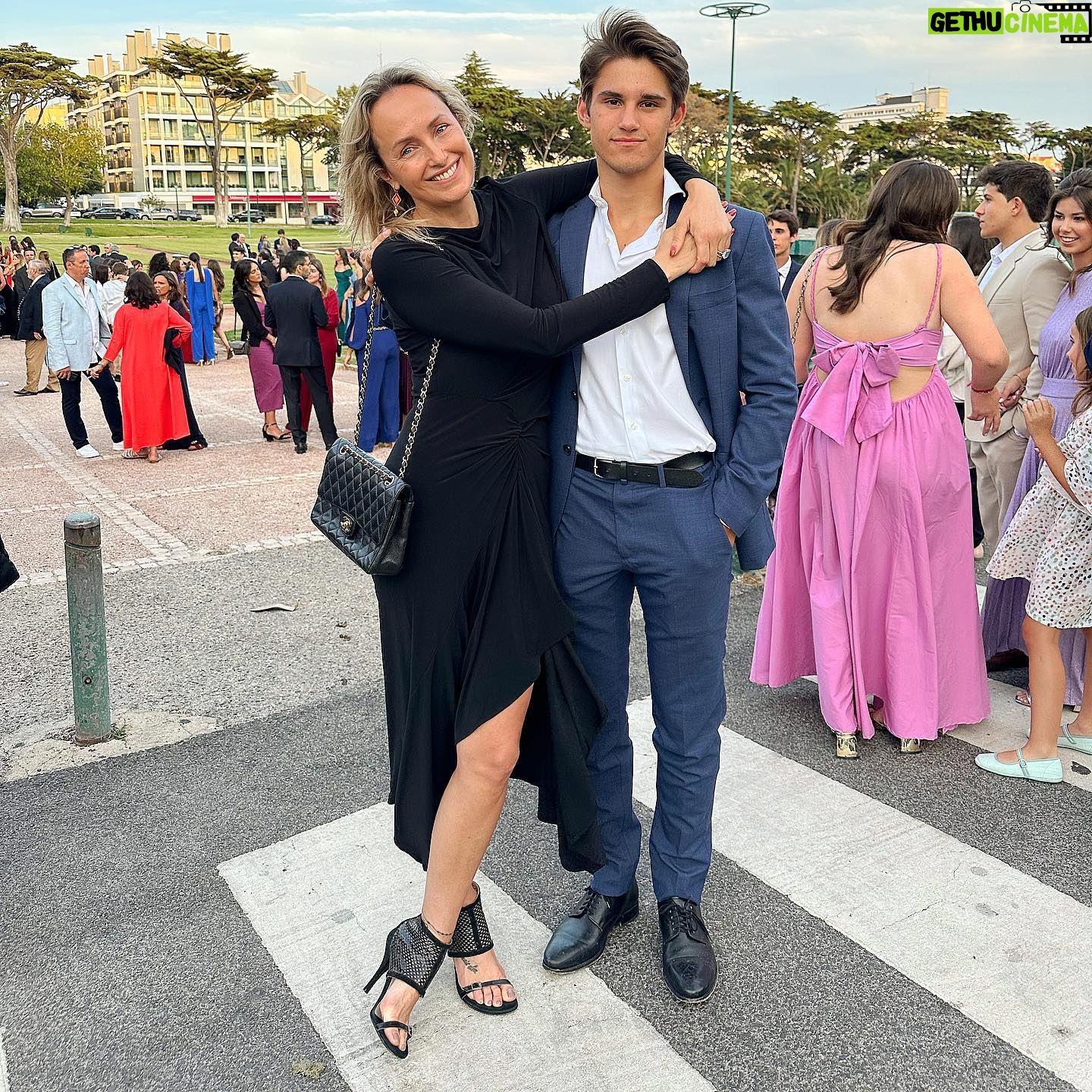 Marisa Cruz Instagram - Uma nova fase começa agora, tenho muito orgulho em ti meu filho lindo❤️