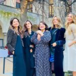 Marisa Passera Instagram - Felice di avervi a illuminare la mia vita , amiche mie bellissime , felice di aver contribuito a costruire tutte insieme un pezzetto di un luogo sicuro e luminoso per le donne ❤️✨🏡 @cascina_rinascita
