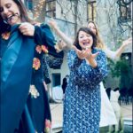 Marisa Passera Instagram - Felice di avervi a illuminare la mia vita , amiche mie bellissime , felice di aver contribuito a costruire tutte insieme un pezzetto di un luogo sicuro e luminoso per le donne ❤️✨🏡 @cascina_rinascita