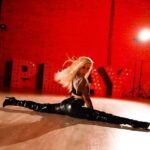 Marissa Heart Instagram - ❤️‍🔥🤘🏻 POUR SOME SUGAR ON ME 🤘🏻❤️‍🔥 The fact that this song has been on my list for yearsssss 🤌🏻🐆 literally wild. Everything about this piece feels so FREE, powerful, badass, and ME. My intention for my students last week was to be FEARLESS and UNAPOLOGETIC and the entire room felt just like that 👏🏻 Rock will forever ignite something inside of me and my soul comes to life every time xx ❤️‍🔥 I can’t wait to dance with you tonight at my 2 weekly classes @theplaygroundla xx 👠 430-530pm beg/int heels 6-730pm int/adv heels Filmed & produced by @redllama.media 🎥 Song “Pour Some Sugar On Me” by @defleppard🎶 Heartbreaker @marissaheart 💔 Location @theplaygroundla ✖️ Choreography @marissaheart @heartbreakheels ✨ #poursomesugaronme #defleppard #rockandroll #lines #performance #confidence #marissaheartchoreography #dance #love #heels #woman #womenempowerment #girlpower #strength #heartbreaker #playgroundla #heartbreakheels