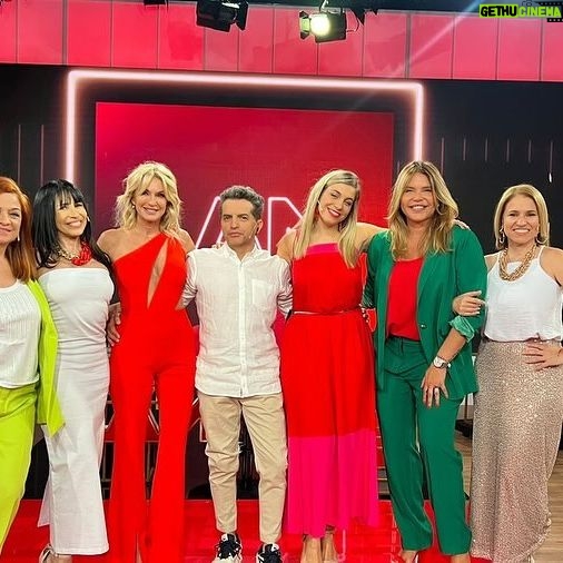 Marixa Balli Instagram - Hermoso grupo de #LAM los quiero 😘