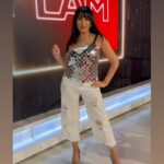 Marixa Balli Instagram - Crea un lugar hermoso en tu interior y entonces comienza a expandirlo hacia el exterior