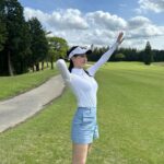 Mariya Nagao Instagram - アップグレードゴルフ収録⛳️ @up_grade_golf もう暖かいと思ったら風が冷たかったまさかの寒い日もあるのでラウンドに行く際は上着も持って行ってね😌 @pxgjapan ウェアかわいい🩵パンツは少しデニムっぽくなってる