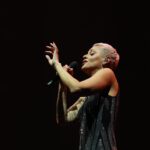 Mariza Instagram – Muito obrigada @casinolisboa por esta noite maravilhosa!
Obrigada a todos os que encheram esta casa que tão bem sempre me recebeu.
Gratidão eterna, Mariza.
📸 Conceição Alves, @casinolisboa 
@ruelamusic