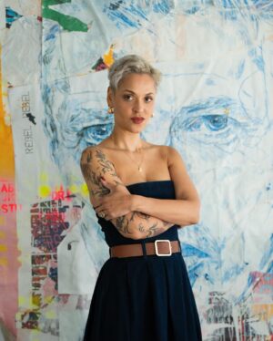 Mariza Instagram - Por aqui estamos a todo o vapor, 2024 vai ser o ano de colher todos os frutos de tanto trabalho 🎵
E vocês? Já definiram os vossos planos? Já estabeleceram as vossas metas? Este ano é nosso 💙

📸 @luismoreira.lm