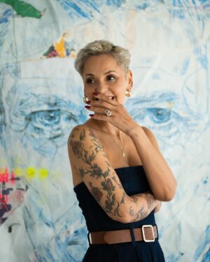 Mariza Instagram - Por aqui estamos a todo o vapor, 2024 vai ser o ano de colher todos os frutos de tanto trabalho 🎵
E vocês? Já definiram os vossos planos? Já estabeleceram as vossas metas? Este ano é nosso 💙

📸 @luismoreira.lm