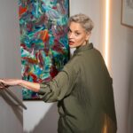 Mariza Instagram - BRASIL 🇧🇷 Falta um mês para dar início à tour em terras que eu tanto amo, mal posso esperar por dar inicio a esta jornada! Vou passar por São Paulo, Ilhabela, Porto Alegre, Rio de Janeiro, Recife e Brasília 🏝️ Podem encontrar os vossos ingressos em Mariza.com 🎫 Nos vemos em breve, Brasil 🇧🇷💚🥁