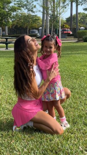 Marjorie Magri Instagram - Contigo todo es perfecto 💝 mi niña bonita 🤩 

TE AMO

@luckyinlovekids 
@luckyinlovekids