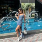 Marjorie Magri Instagram – No se dejen engañar🤣 soy la de la última foto ➡️➡️➡️➡️

👗 @kapelboutique