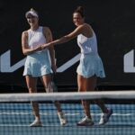 Markéta Vondroušová Instagram - what a year❤️‍🩹 thank you🤟🏻 2023🤍💜💚