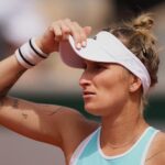Markéta Vondroušová Instagram - 🥐🗼🎈🧡