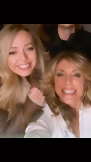 Marla Maples Instagram - Let your God ideas Light up the world for 2023✨💥✨ sending you so much love and joy and true heart happiness❣️