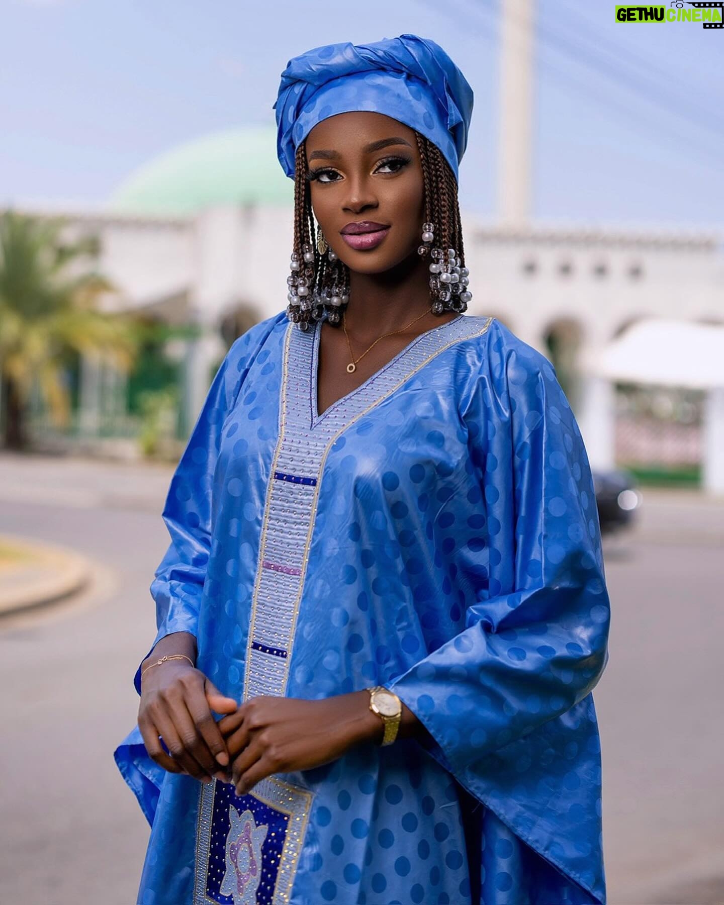 Marlène Kouassi - 13K Likes - 30 jours de jeûne, de prières, de partage
30 jours où chacun de nous a pû ressentir l’amour et le bonheur d’être ensemble.
Que les grâces obtenues pendant cette période demeurent en chacun de nous 🙏✨
Heureuse fête de l’Aid El Fitr✨🌙