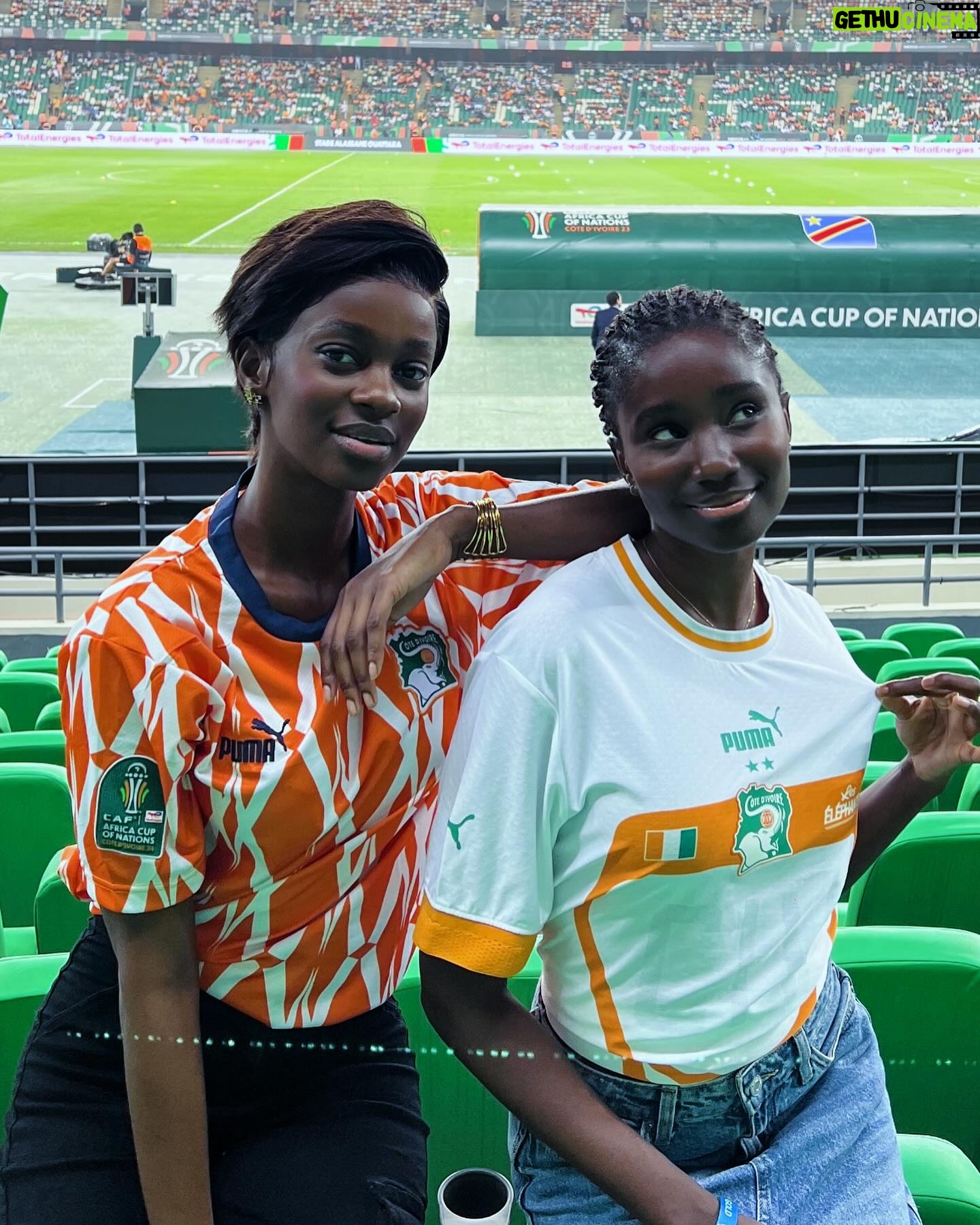 Marlène Kouassi - 30.9K Likes - Côte d’Ivoire 🇨🇮 meilleur pays au monde❤️
Ah que d’émotions 🫠😍
Bravo à nos éléphants 🐘🐘🇨🇮😅
On est qualifié 🎊🎊🎊🎊🎊
Rendez vous en finale …