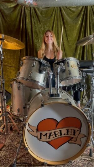 Marlhy Murphy Instagram - a lil flashback for #sundaydrumday ⚒️🧡 #drummer