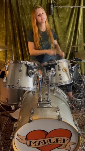 Marlhy Murphy Instagram - a lil flashback for #sundaydrumday 🧡⚒️