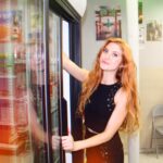 Marlhy Murphy Instagram - name that music video🧡