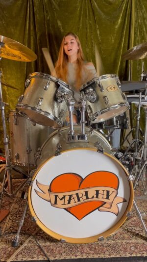 Marlhy Murphy Instagram - some energy💃 for #sundaydrumday 🧡⚒️