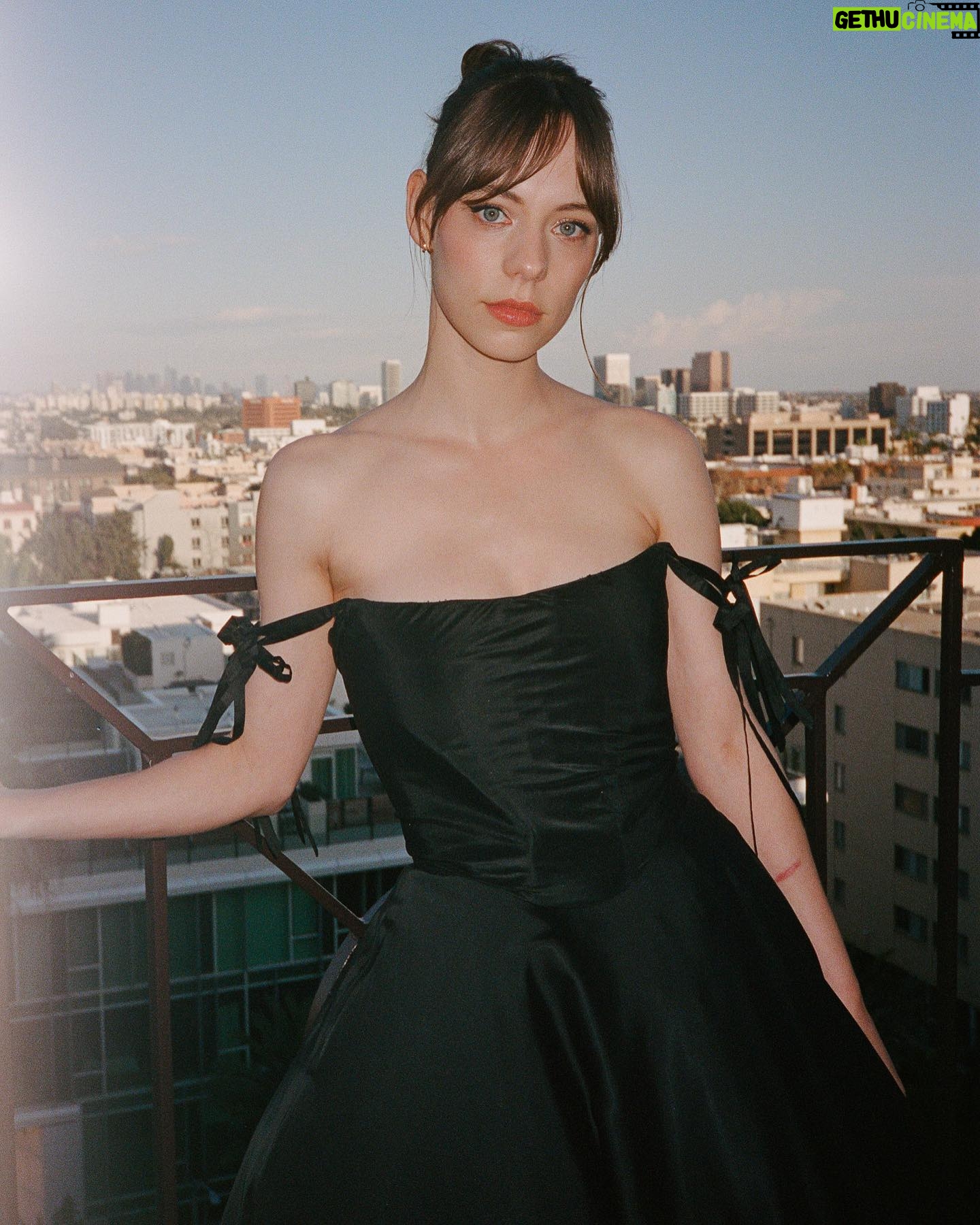 Marlo Kelly - 11.1K Likes - A brilliant night 🖤 👽
@netflix @3bodyproblem
@viviennewestwood // @shrimptoncouture
Stylist: @sarahslutsky
Hair: @ryanrichman
MU: @jentioseco
Shoes:@blacksuedestudio
Jewellery: @evafehren
Photos: @braydenharry