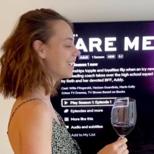 Marlo Kelly Instagram - And she’s live! Cin, cin! 💫🥂
@daremetv on American @netflix now.