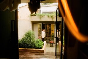 Marlo Kelly Instagram - Too-da-loo my dear friend. Soon you’ll be further away than you are in this picture. 👋 🥰 #canonae1
