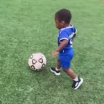 Marlyne Barrett Instagram - Never too early! @tobenna.uchendu we will be watching. #nextgen #futbol #repost @risingballers