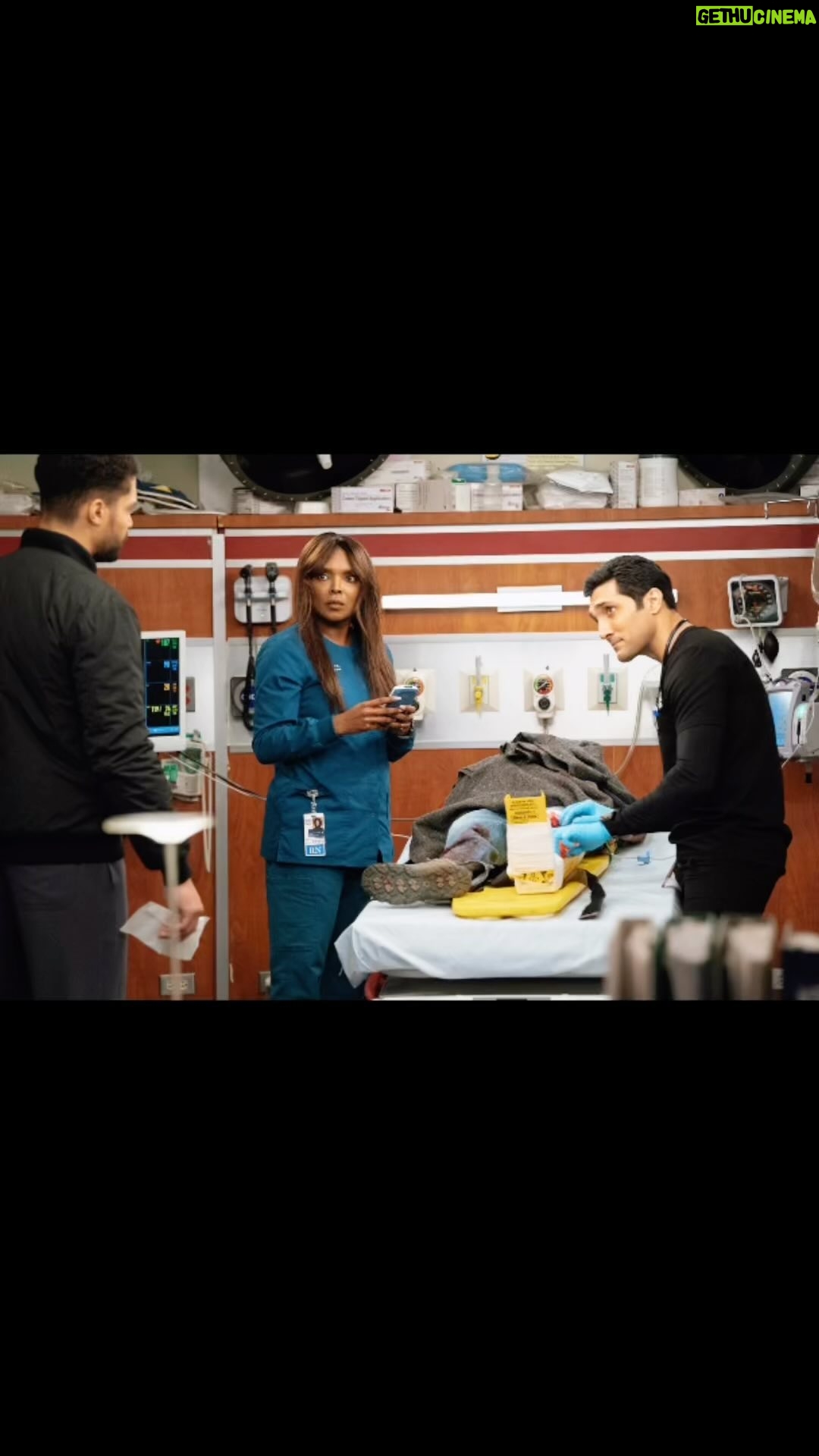 Marlyne Barrett Instagram - Maggie Dr. Marcel… what are they up to? Watch Tonight! @nbconechicago #onechicago #wednesdays #chicagomed