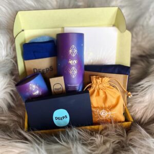 Marnie Alton Instagram - In honor of Christmas Eve (eve) & Day 5 of Hanukkah, I’m sharing our biggest holiday giveaway yet! The ultimate self care package: my fav glowy nighttime rejuvenation facial mist & oil from @iero.beauty    the ultimate good night’s sleep bundle from @getdeeps   a manifesting kit from @sollunabyks curated by the magical @_kimberlysnyder to help you bring your goals forward into the world. This special gift is worth over $300 & designed to pamper you in all the best ways! 
 
As always I wanna be totally transparent with you: these are NOT ads they're just brands I love & use all the time. I believe in what they're putting out in the world & want  to give more people a chance to experience them as a special holiday surprise 🤍

To enter, all you need to do is comment below (so we know who you are & how to get you your goodies)   like this post   be following @marniealton. If you wanna share your fav way to take care of yourself when life gets busy, I’d love to hear it!

*Bonus tag a friend as a sweet surprise we'll enter them too!

This is our last giveaway. It closes Sunday/Christmas Day at 11:59pm & the winner will be announced on Tuesday in my Stories. Good luck! 🤍✨