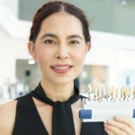 Marsha Vadhanapanich Instagram - ช่าคิดว่ารอยยิ้มที่สวยอยู่แล้ว สามารถ Perfect ได้อีก ช่ามั่นใจเลือกทำ Veneer กับ TDH คุณหมอเก่งมาก ออกแบบรอยยิ้มและรูปทรงฟันให้เข้ากับใบหน้าของเราโดยเฉพาะ วัสดุที่ใช้ก็เป็นเซรามิกคุณภาพ แข็งแรงและดูเป็นธรรมชาติ 😁เราใช้ฟันเราทุกวันเราก็ต้องดูแลนะคะ นี่เป็นอีกหนึ่งความคุ้มค่าที่ช่าอยากบอกต่อทุกคนค่ะ ปกติไม่เคยทำอะไรกับฟันเลย แต่ เพื่อ ความแข็งแรงของฟัน และ เพื่อความสวยงามด้วย บางทีต้องมีจัดบ้างนะคะ เรื่องทำฟัน ช่าว่ายังไงก็ต้อง @tdhdental นะคะ ลองทักไปปรึกษาคุณหมอดูค่ะ 🦷💙 #TDH #TDHDental #ThonglorDentalHospital #หมอเนTDH #วีเนียร์ #Veneers #เคลือบฟันเทียม