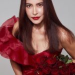 Marsha Vadhanapanich Instagram - Happy Valentine’s Day Babe❤️Love you Do you know?🥰🌹❤️❤️ MakeUp @thanva.mua Hair @boyd_kitphisuth @mairatchada1 Photography @amatyai Stylist @criscrisii Dress @phatrawidesign #marshairis Baby come to me ❤️🌹🎼waiting for you