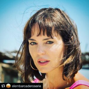 Marta Milans Instagram - #Repost @elembarcaderoserie with @get_repost
・・・
“Adoro mi vida, mi tiempo, mi espacio. Me siento libre para elegir los momentos. ¿Sabes por qué tengo un lío y no un marido?”. #ElEmbarcadero.  Temporada 2 llega dentro de nada !!!!
@elembarcaderoserie @movistarplus @vancouvermedia_