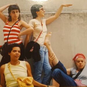 Marta Bateira Instagram - ELAS SÃO MUITOO FODA!!! 🔥🔥🔥🔥🔥 São minhas amigas. Y2K
