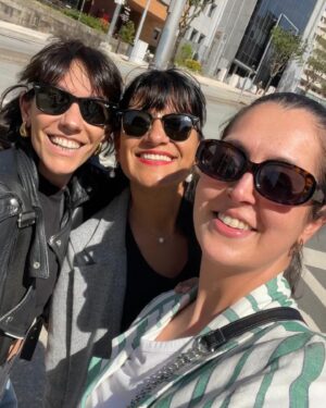 Marta Bateira Instagram - Marina, a tia rhyka chegou ao Porto!!! 😍🎉🙌🏽😂 Amo almoçar com estas duas, rio horrores, saio renovada e aprendo sempre qualquer coisa. Amo-vos de paixão!!! 💞💞