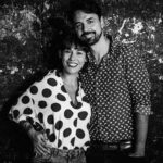 Marta Bateira Instagram – A @beatrizgosta é sempre um acontecimento. Através do humor faz cheque-mate a machos tóxicos e demais pessoas machistas, retrógradas, conservadoras ou pudicas. Chama-se Marta Bateira, mas é enquanto Beatriz Gosta que a conhecem, um alter ego de língua solta, sotaque do norte orgulhoso, sexualmente livre e empoderada, de carisma do outro mundo. Foi também para acontecimentos destes, de Beatrizes que metem o pé na porta e ocupam o espaço público, a reivindicar igualdade de direitos e a assumir tanto os seus desejos, como os desafios e cansaços da gravidez e da maternidade, que se fez o 25 de Abril. Nesta conversa desarrumadona fomos do humor, ao amor, maternidade, política, e às constantes descobertas no campo do prazer e sexualidade. Ouçam-na com tempo e atenção no podcast “A Beleza das Pequenas Coisas”, porque o ‘babado’ é forte.  Disponível em todos os cosmos e galáxias de podcasts🎧🔥 @jornalexpresso 
📸 @j0sefernandes 
🔊 @discoholmes @tenhouminsta