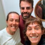 Marta Bateira Instagram - Uma selfie gostosa 🔥 A @beatrizgosta confiou em nós para darmos uma “molhadela” e um bom “escovanço” nos seus sofás, tapetes e cadeiras. Que equipa maravilha. 🤩 ➡️ Agende também o seu serviço, através de mensagem privada ou dos seguintes contactos. 933 902 938 | geral@sublime-lh.com #limpezasofas #limpezatapetes #casalimpa #limpeza #sublime #higienização #limpezadomicilio #conforto #sofas #colchoes #odores #limpezaestofos #limpezadecarpetes #restauraçãodetapetes #limpezaprofissional #tapetelimpo #ambientesaudável #limpezaeficiente #tapetesrenovados