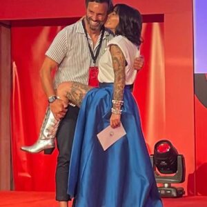 Marta Bateira Instagram - A apresentadora a mandar gostosura crónica na Gala @clube_criatividade 2024 🔥🔥🔥🔥
Saia Glamour 💙@caprii.collection