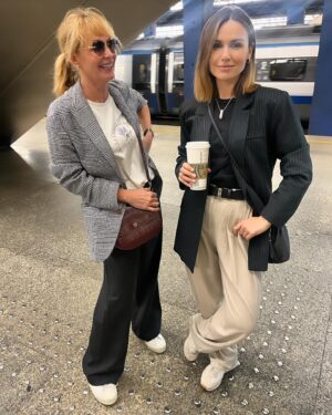 Marta Żmuda-Trzebiatowska Instagram - Partner in crime ✨

#prawda #wtrasie
