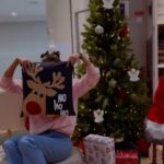 Marta Melro Instagram - JYSK GIVEAWAY 🎄🎁 Porque é Natal e porque mais do que receber, é tão bom oferecer! ☺️ Tenho para te oferecer 3 Gift Cards no valor de 100€ para gastares na tua loja @jysk.portugal mais próxima. Só tens de : 🎁 Deixar like neste post 🎁 Seguir a página da @jysk.portugal 🎁 Identificar um amigo nesta publicação (podes participar às vezes que quiseres desde que identifiques amigos diferentes) 🎁 Ir à tua loja JYSK mais próxima , tirar uma foto junto à árvore de Natal e postar nos teus stories identificando a @jysk.portugal . O giveaway termina dia 10 de Dezembro às 23:59. Se receberes alguma mensagem de outra conta a dizer que ganhaste e a pedir-te informações, ignora, é falso. Os vencedores serão apenas os que anunciar nos meus stories e nesta publicação. Boa sorte a todos e Feliz Natal! ❤️ #ad