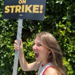 Marta Piekarz Instagram - This is why we need writers! Suck it down strike 💚