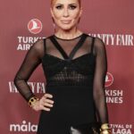 Marta Sánchez Instagram - Fin de semana en #malaga imparable. Gracias @vanityfairspain por una noche entre amigos. @davidxdyp 🤍 Si; repetí mi @versace vintage. Un vestido que tiene ya 31 años en mi armario y que fue el que lucí en mi vídeo y alguna tele de promoción de “Desesperada”… @milabentabol gracias por llevarme a conocer mi nueva tienda fetiche en la ciudad (que por cierto, está más bonita que nunca..) #Pompeu #Pompeumalaga #theworldofcontemporaryluxuryfashion Málaga: nos vemos pronto. Joyas @juliamunozarevalo @my.beautyexperience @festivalmalaga #martasanchez #martisimasanchez
