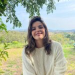 Marta Torné Instagram – Ganas de Otoño de verdad. Mi estación preferida 🌳🍂☀️ Look de @uniqloeurope en @viu_emporda OS DESEO MUY BUEN FIN DE SEMANA!!!!! 💝