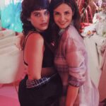 Marta Torné Instagram – Anoche viví una noche inolvidable en la que unimos cine y moda gracias a @parfois y de la mano de @steffyargelich y @cayetanagc 
Juntos pudimos hablar de la película Vera (en la que yo interpreto el personaje más valiente que he hecho hasta ahora) Desde la impresionante ubicación hasta la nueva colección que presentaron, todo fue una noche de cine ✨✨ @parfois #parfoisandfriends
(Si queréis poder ver la película en www.ventanacinema.com)
