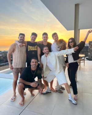 Marta Torné Instagram - Feliz de compartiros algunos momentos de mi escapada a Lanzarote este fin de año. Ha sido una experiencia increíble. He conocido personas maravillosas y he sido muy feliz… Gracias a @aretelanzarote por vuestra hospitalidad, sois los mejores. Sueño con volver pronto ❤️
IMPORTANTE EL MENSAJE DE LA ÚLTIMA FOTO⚠️