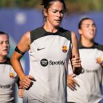 Marta Torrejón Instagram - First week done 💪🔵🔴