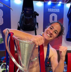 Marta Torrejón Instagram - Champions 2.0 😃💙❤️