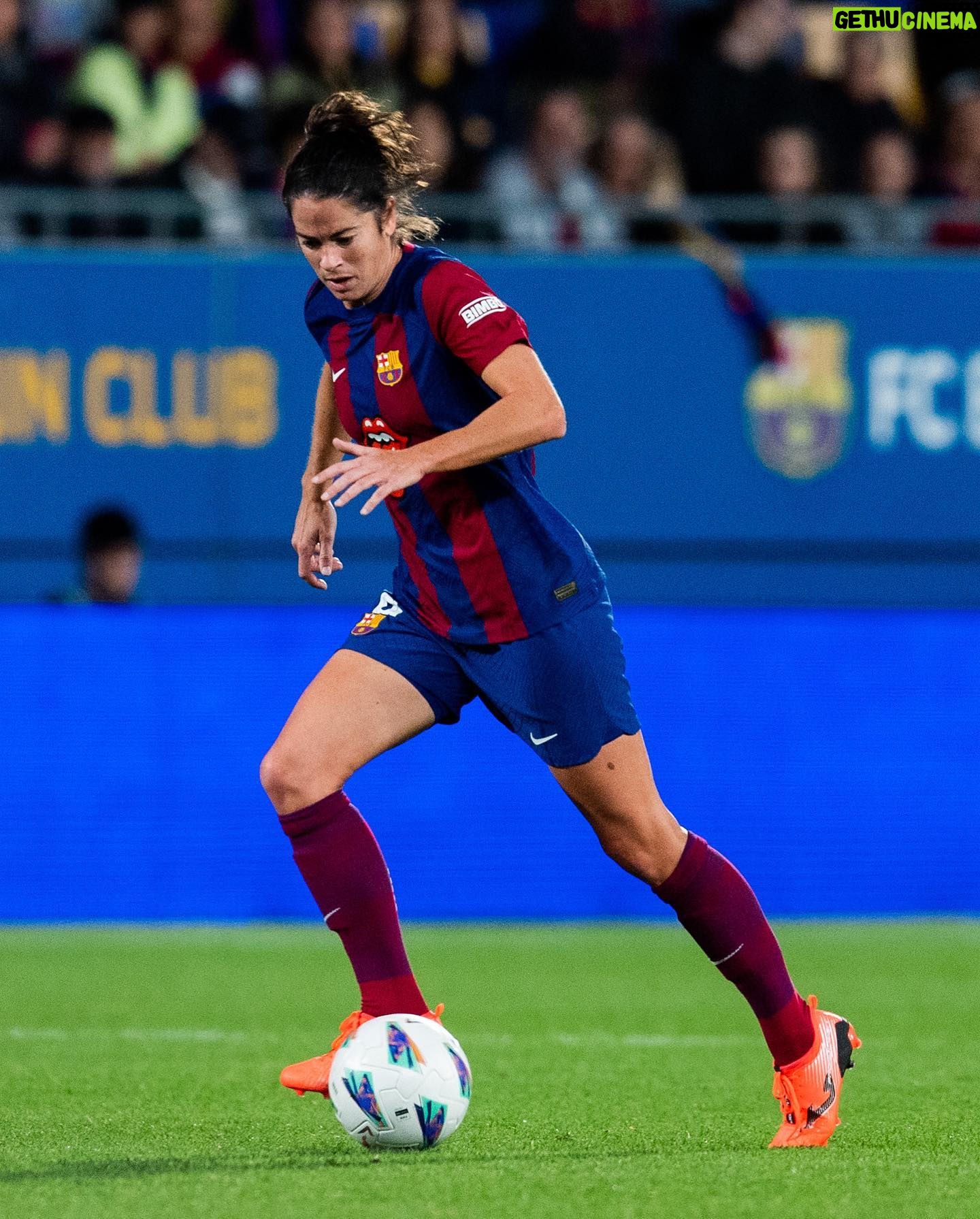 Marta Torrejón - 14.5K Likes - About last night… ➕3️⃣, ⚽️ and 4️⃣0️⃣0️⃣ games 🤘👅💙❤️