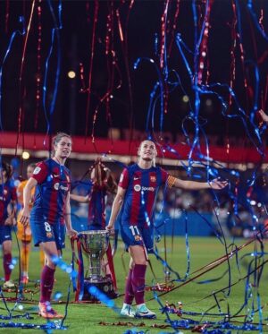 Marta Torrejón Instagram - Nit màgica! 🏆🔵🔴