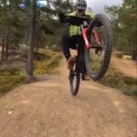 Martin Söderström Instagram - Don’t you agree? 😜 #Manual #IdreFjäll #Bikepark #Wheelie